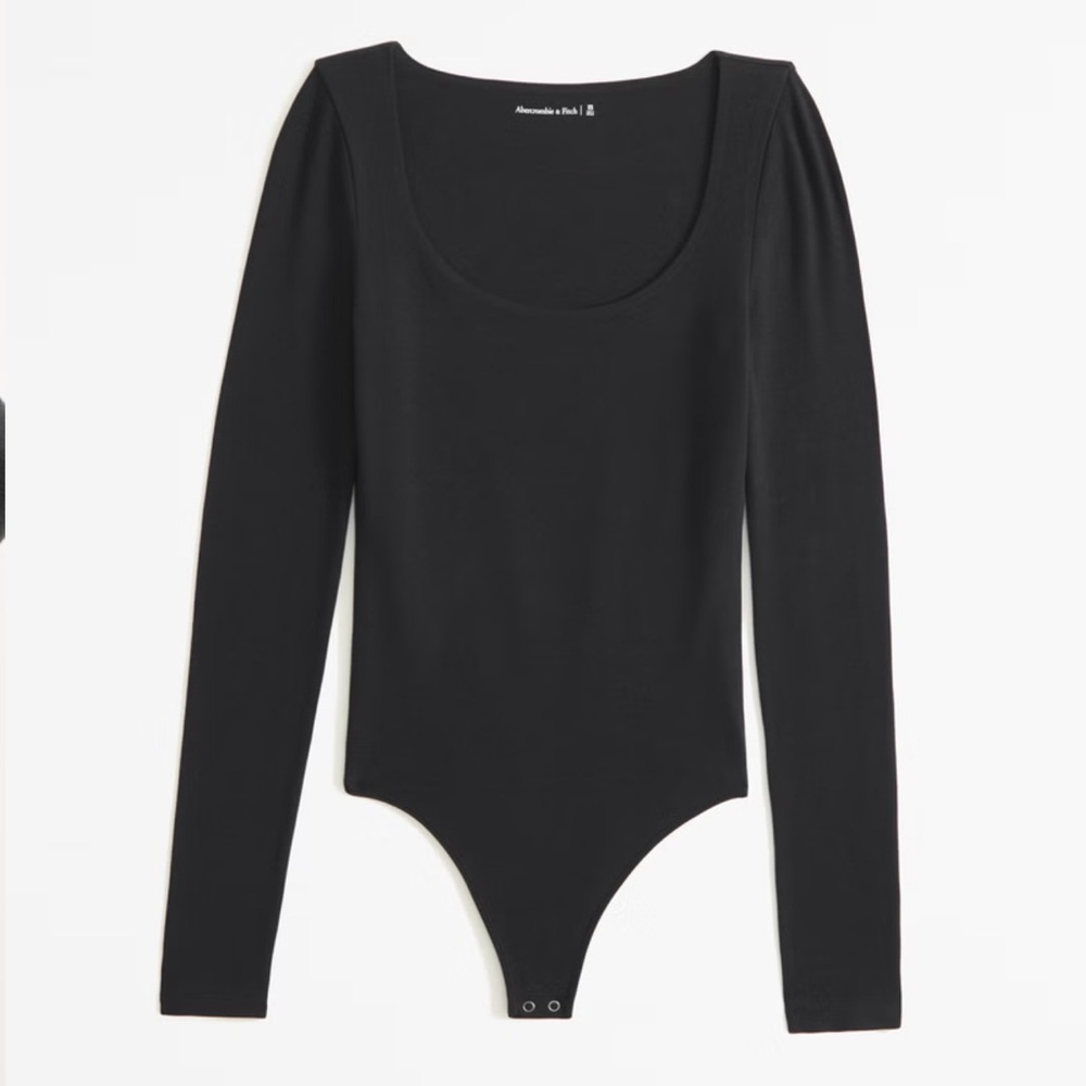 Long-Sleeve Cotton-Blend Seamless Fabric Scoopneck Bodysuit